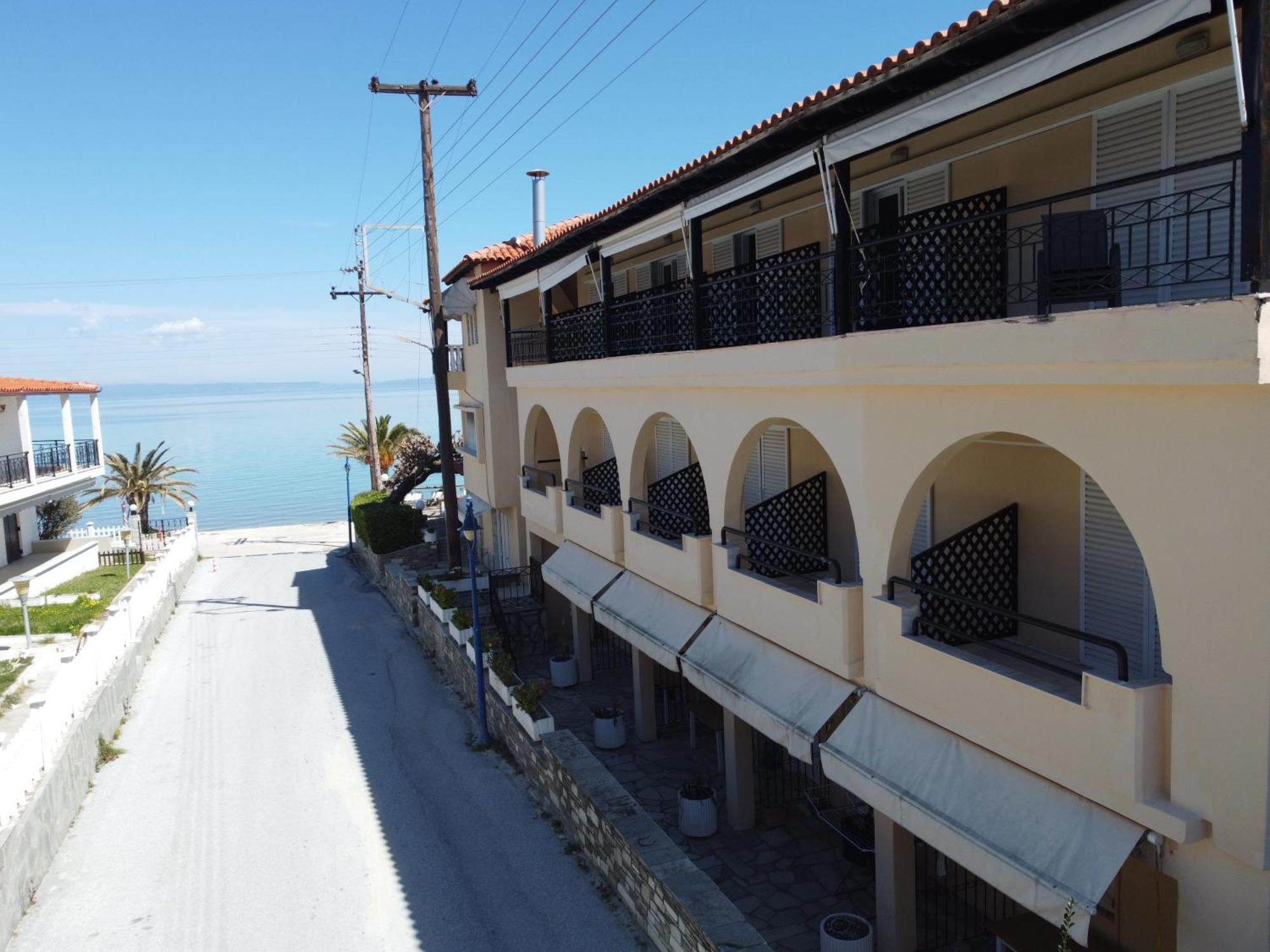 Polychrono Beach Hotel Bagian luar foto