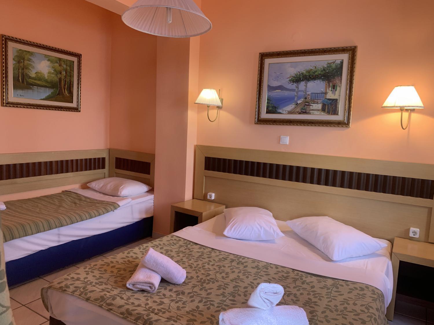 Polychrono Beach Hotel Bagian luar foto