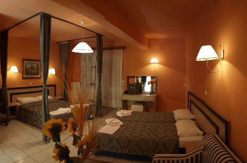 Polychrono Beach Hotel Ruang foto